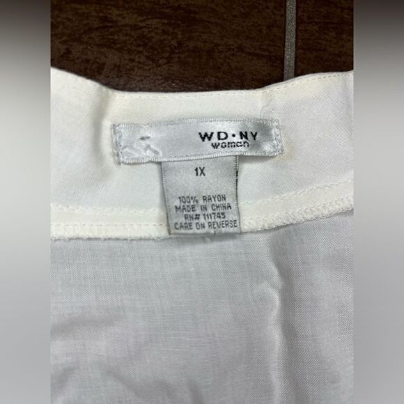 WD.NY Women white embroidered v neck blouse tunic sz 1X - Picture 3 of 6